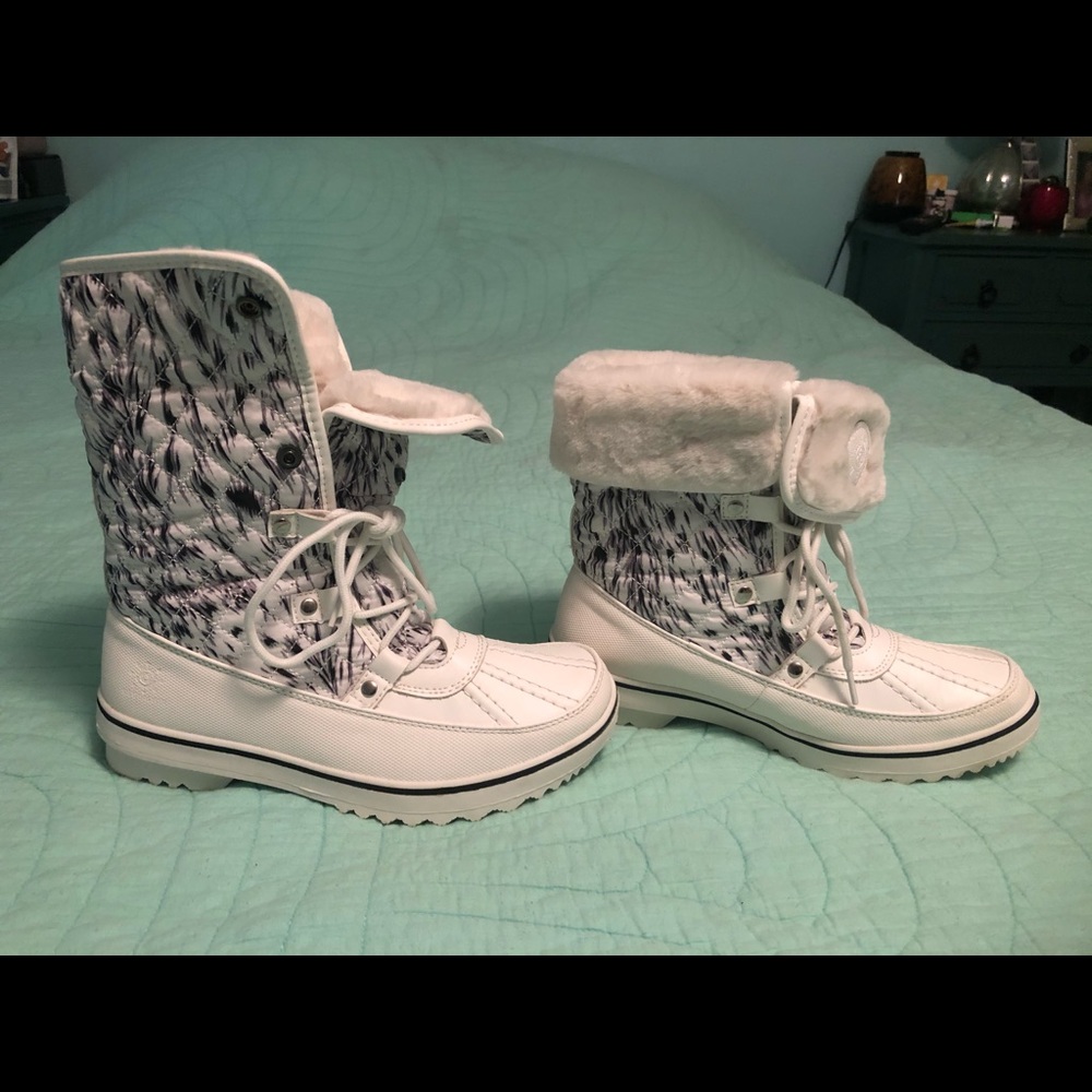 Globalwin Women’s  1706 Winter Snow Boots